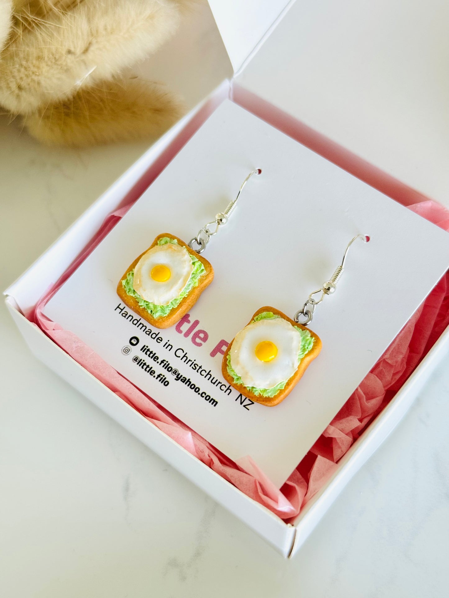 Kawaii toast earrings, polymer clay novelty accessory for food lovers