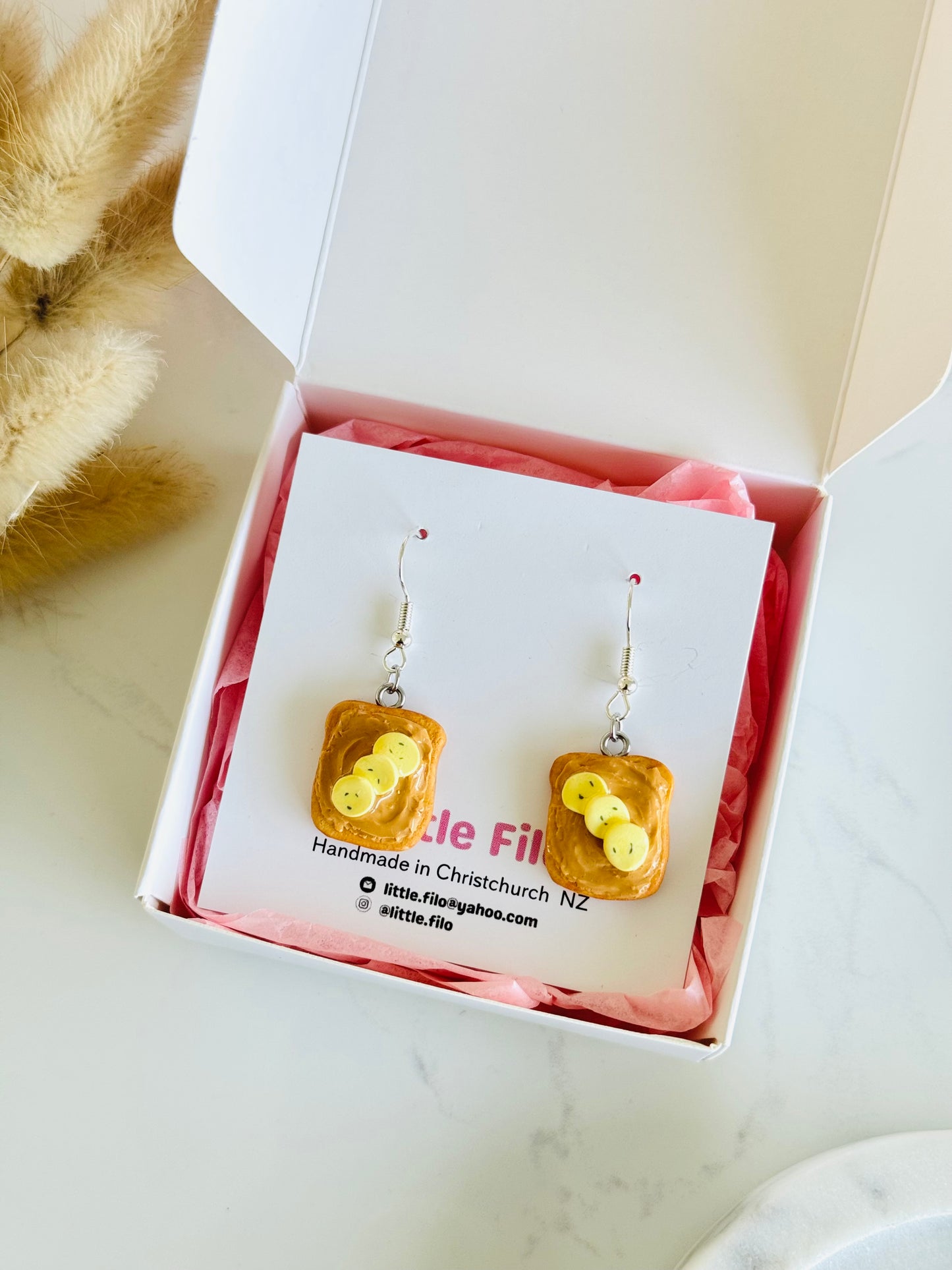 Kawaii toast earrings, polymer clay novelty accessory for food lovers