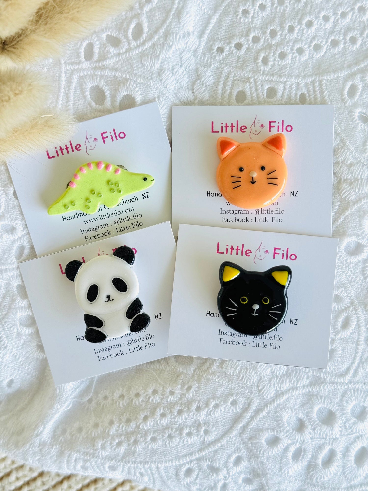Brooches / Pins