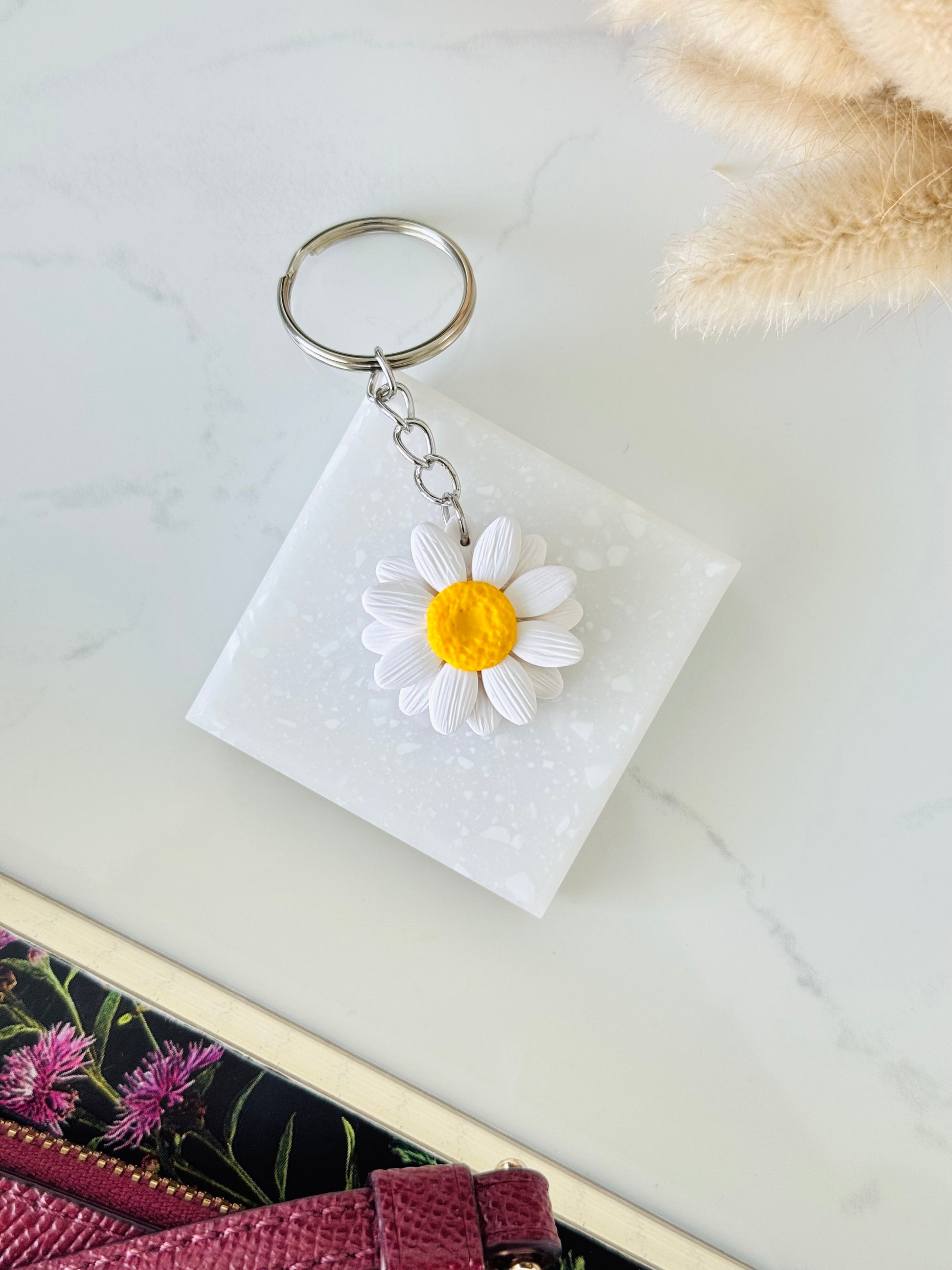 Handmade polymer clay daisy flower keychain with keyring attachment NZ