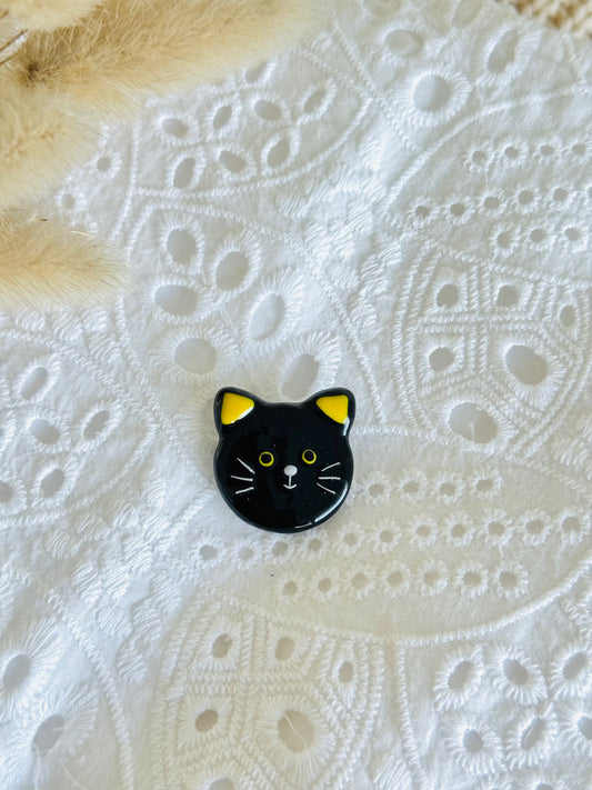Cute cat pin brooch accessory, handmade animal brooch from polymer clay