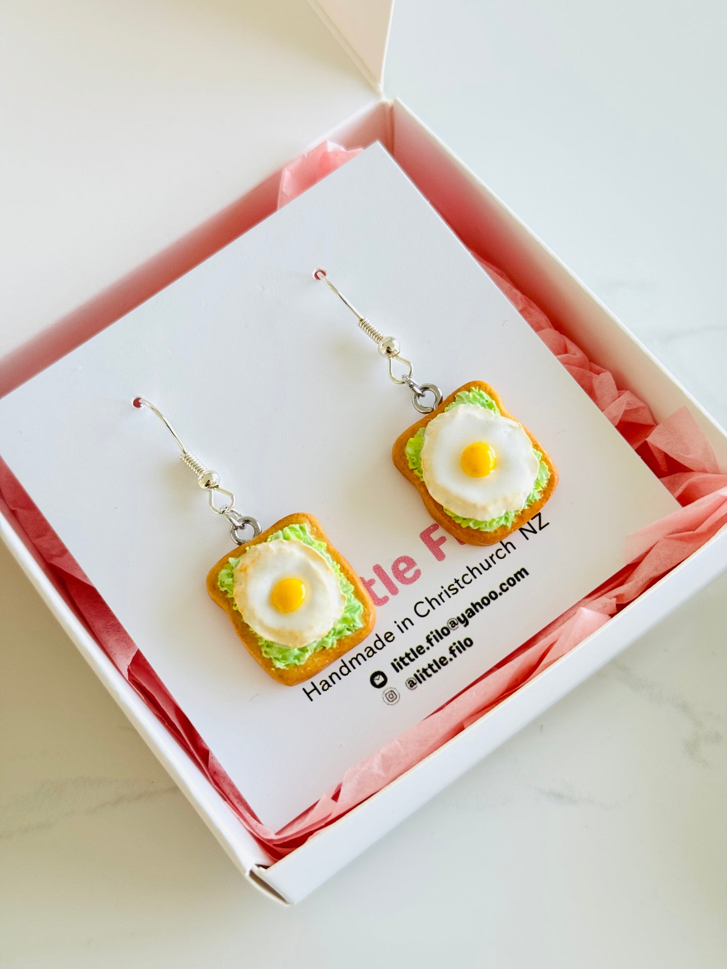 Kawaii toast earrings, polymer clay novelty accessory for food lovers
