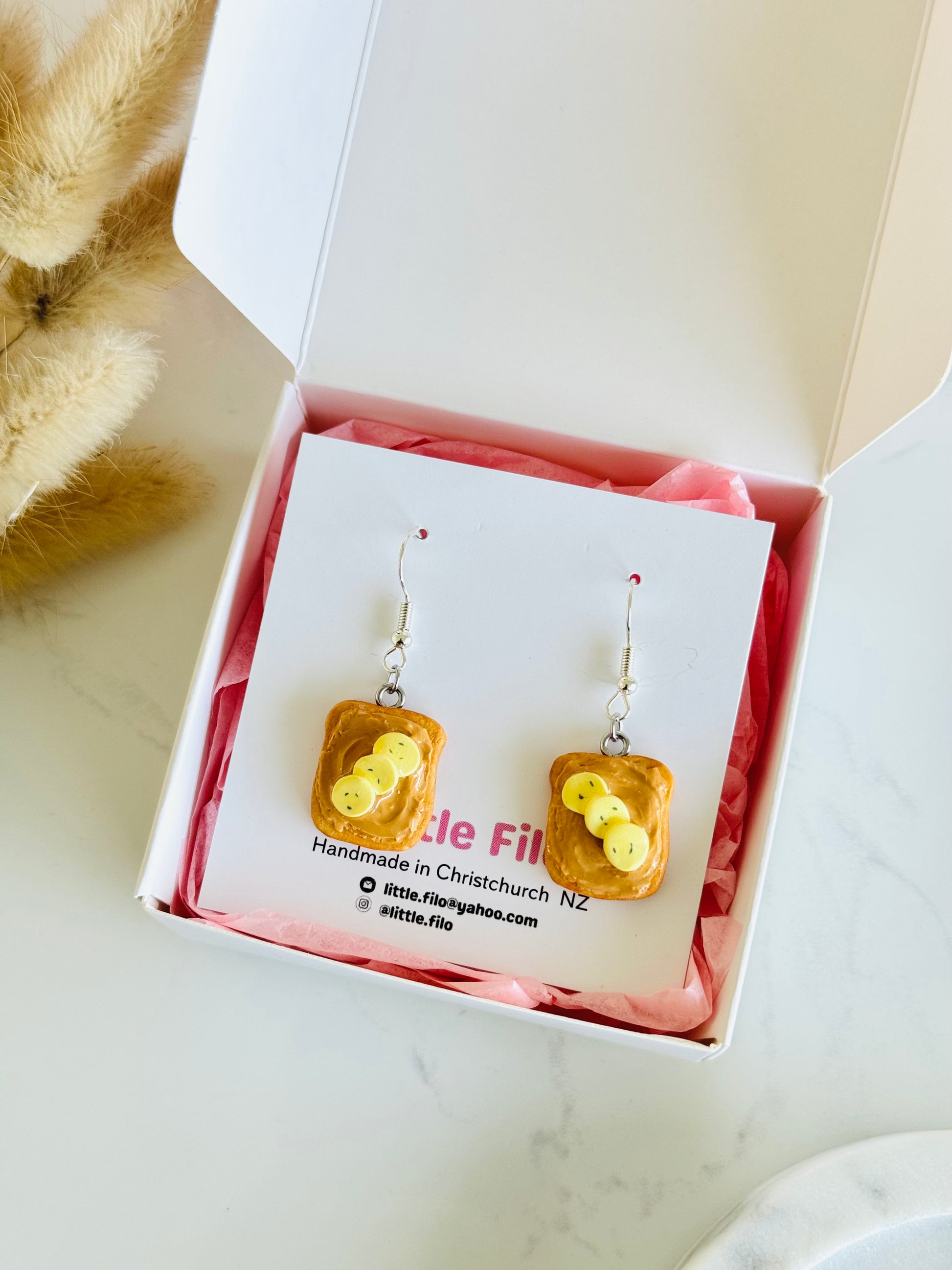 Kawaii toast earrings, polymer clay novelty accessory for food lovers